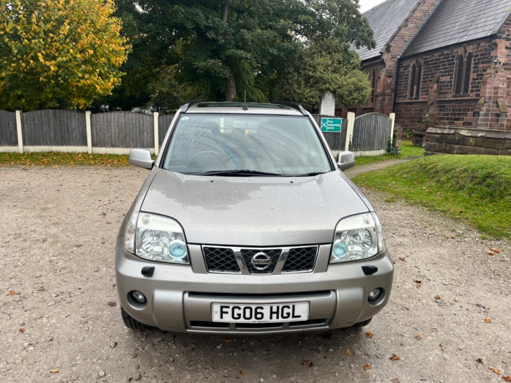 NISSAN X-TRAIL