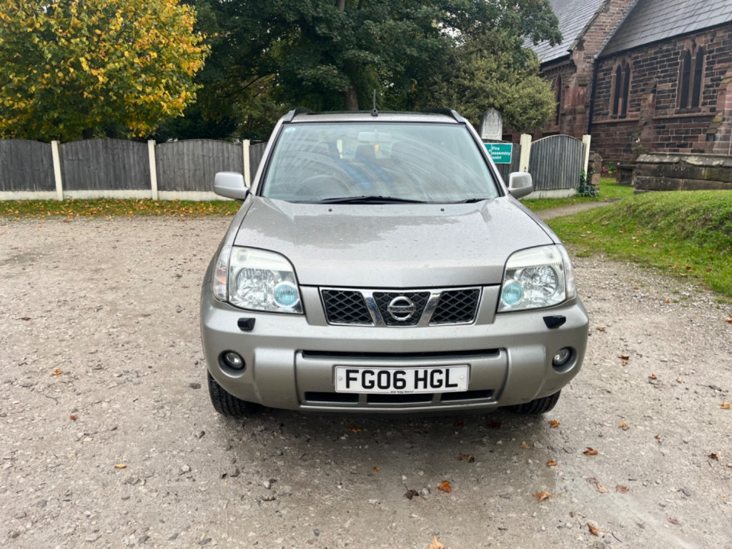 NISSAN X-TRAIL