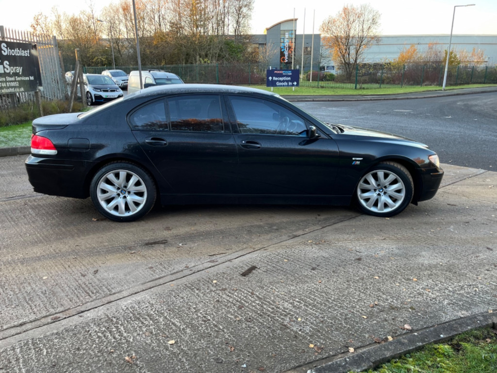 BMW 7 SERIES