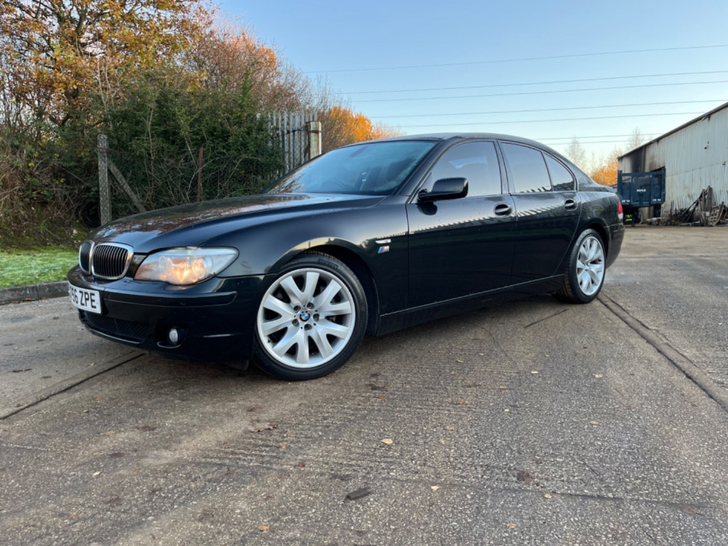 BMW 7 SERIES