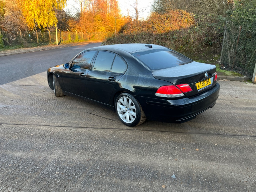 BMW 7 SERIES