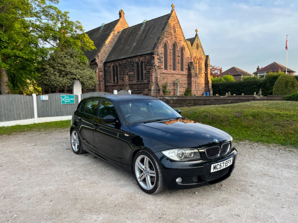 BMW 1 SERIES