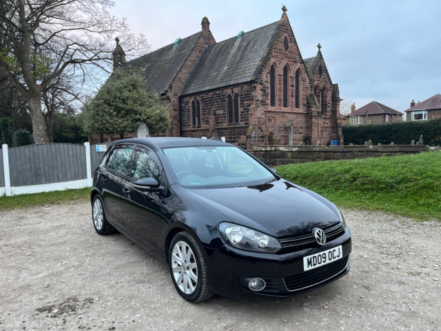 VOLKSWAGEN GOLF 1.4 TSI GT DSG