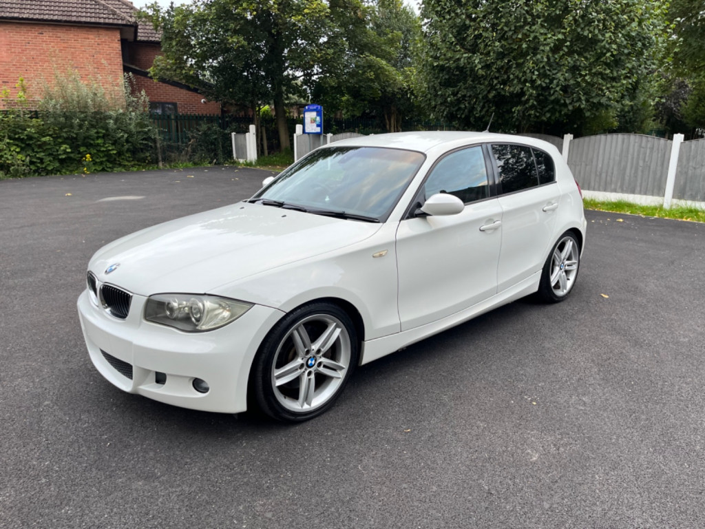 BMW 1 SERIES