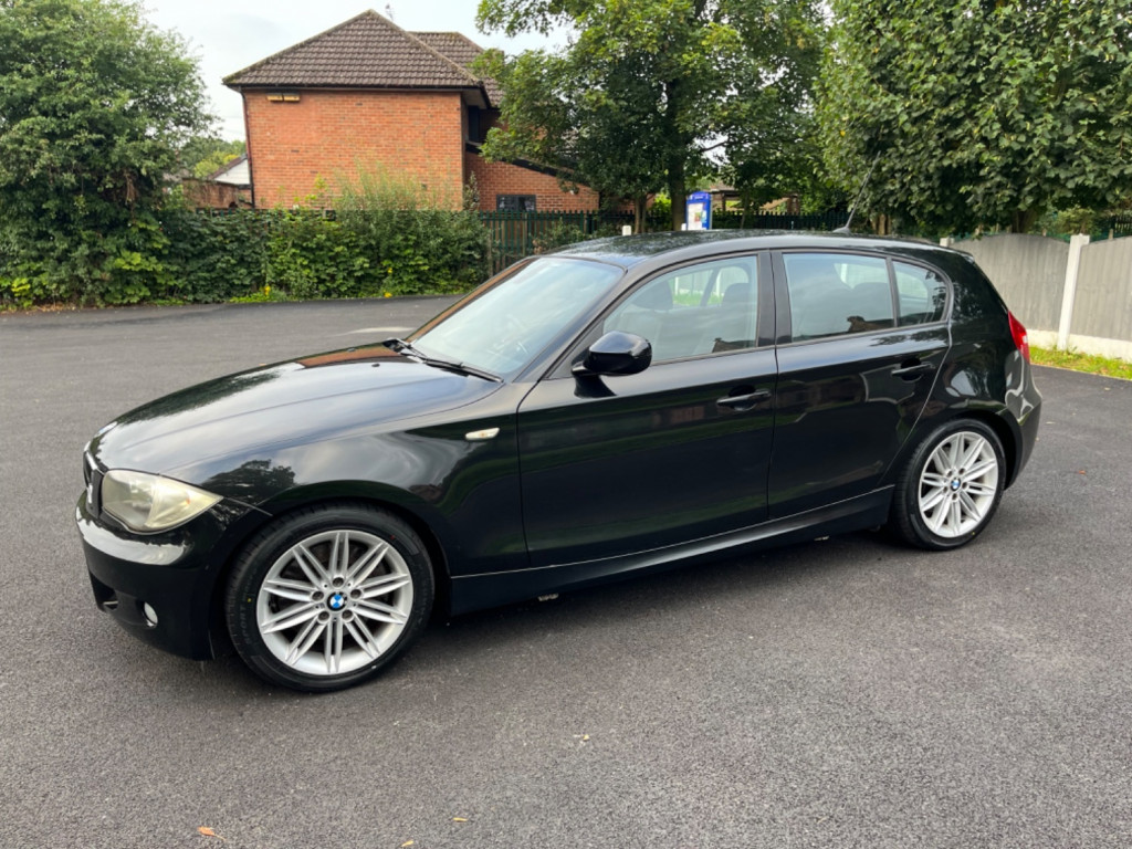 BMW 1 SERIES