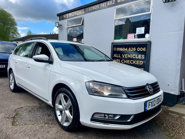 VOLKSWAGEN PASSAT 1.6 TDI BlueMotion Tech SE