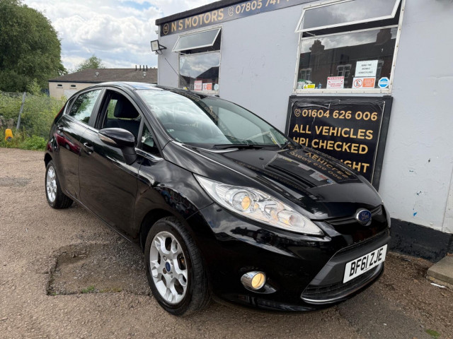 FORD FIESTA 1.3 Zetec