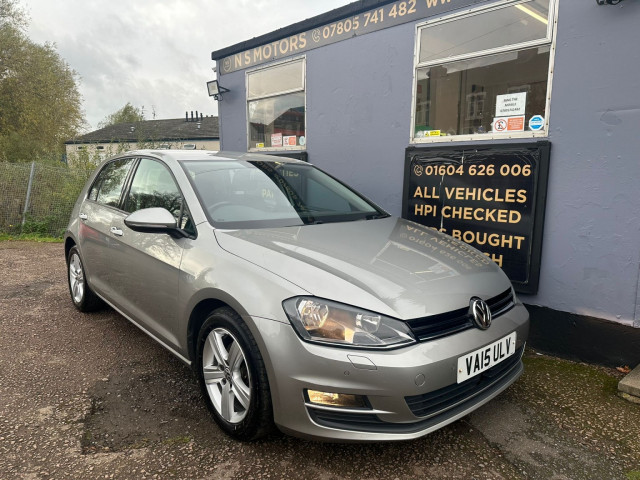 VOLKSWAGEN GOLF 1.6 TDI BlueMotion Tech Match
