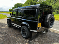 LAND ROVER DEFENDER 110