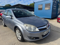 VAUXHALL ASTRA