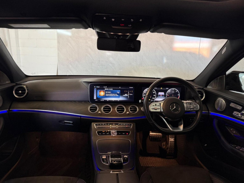 MERCEDES-BENZ E CLASS