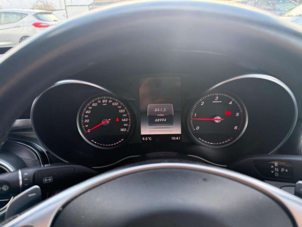 MERCEDES-BENZ C CLASS