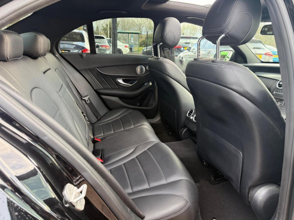 MERCEDES-BENZ C CLASS