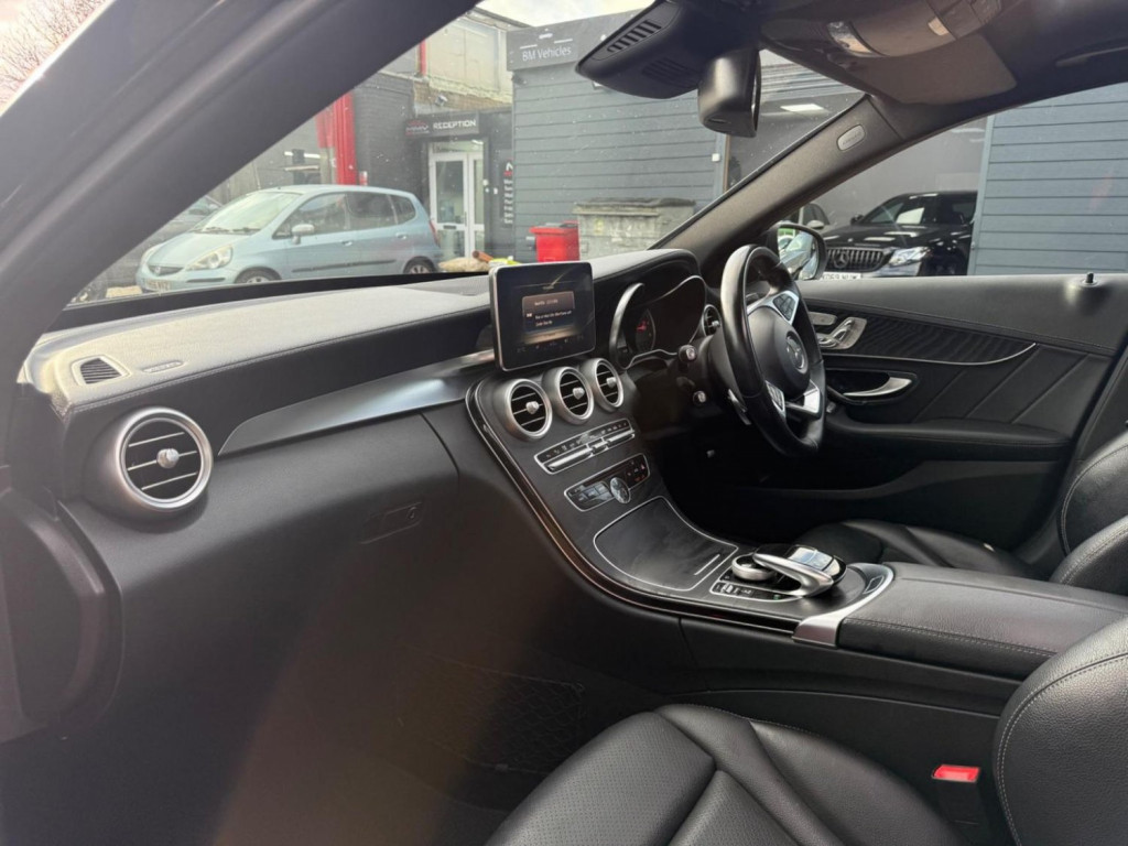 MERCEDES-BENZ C CLASS