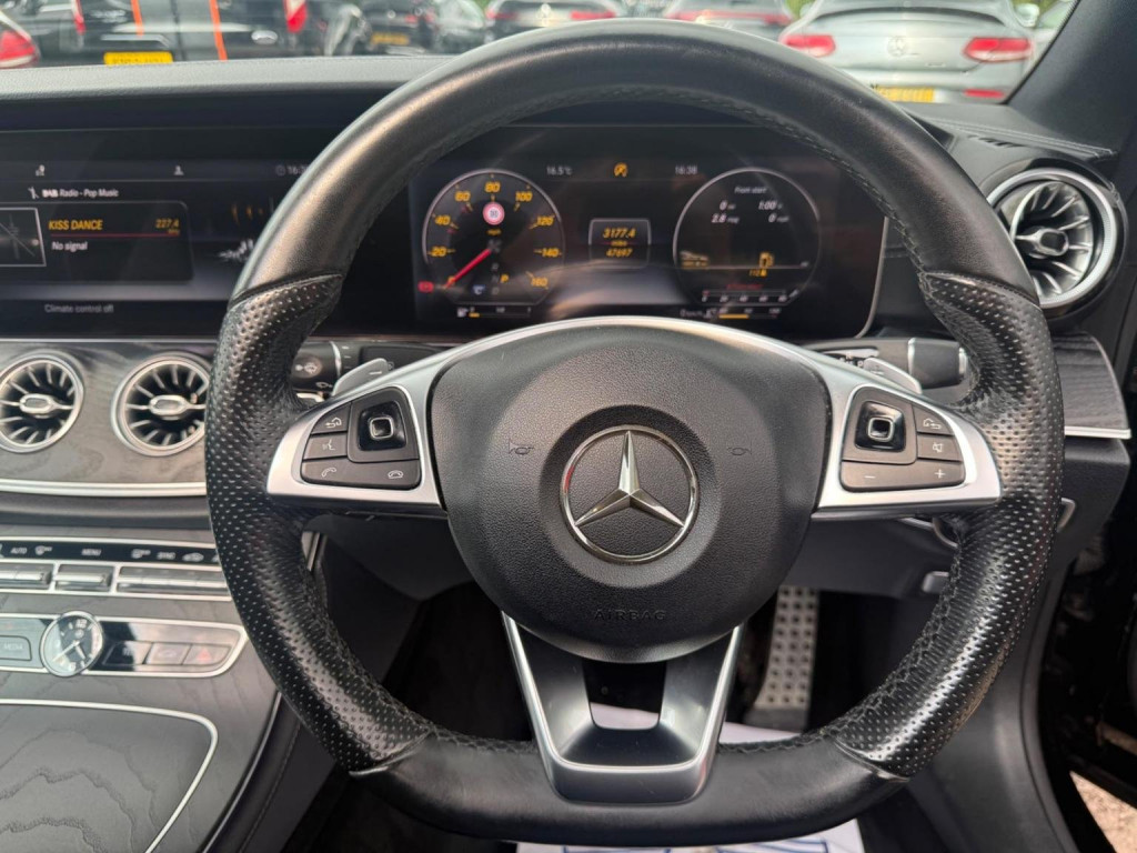 MERCEDES-BENZ E CLASS