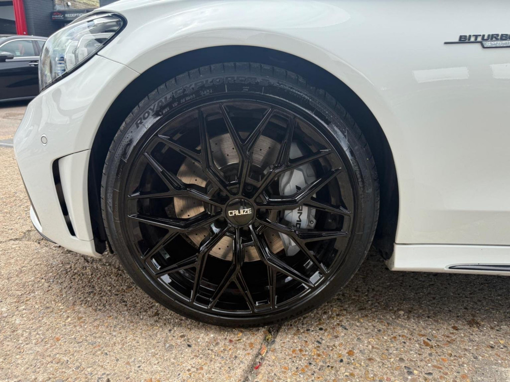 MERCEDES-BENZ C CLASS