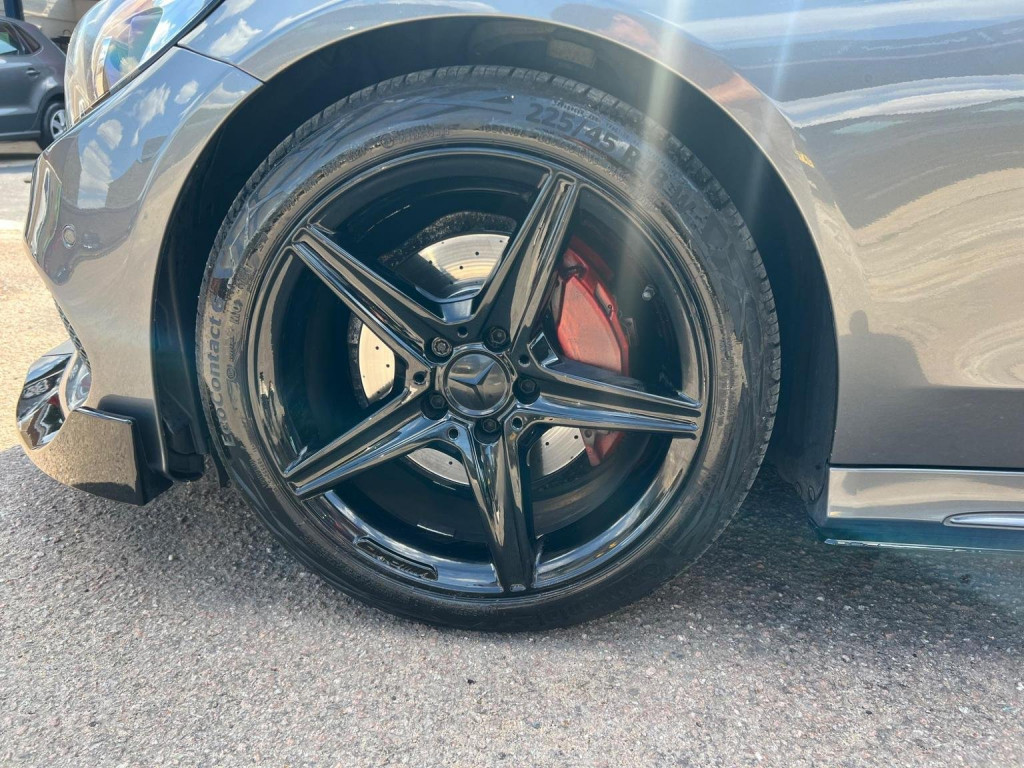 MERCEDES-BENZ C CLASS