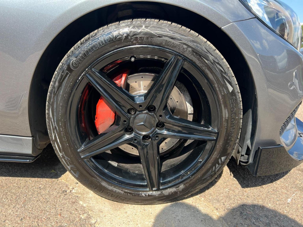 MERCEDES-BENZ C CLASS