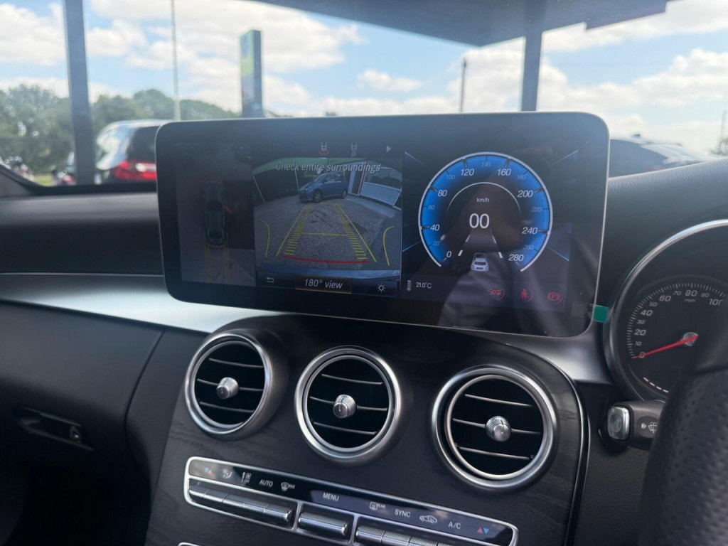 MERCEDES-BENZ C CLASS