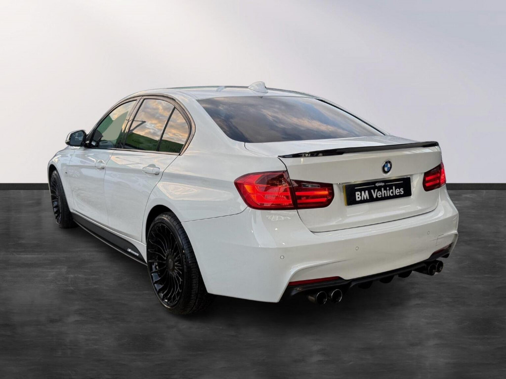 BMW 3 SERIES