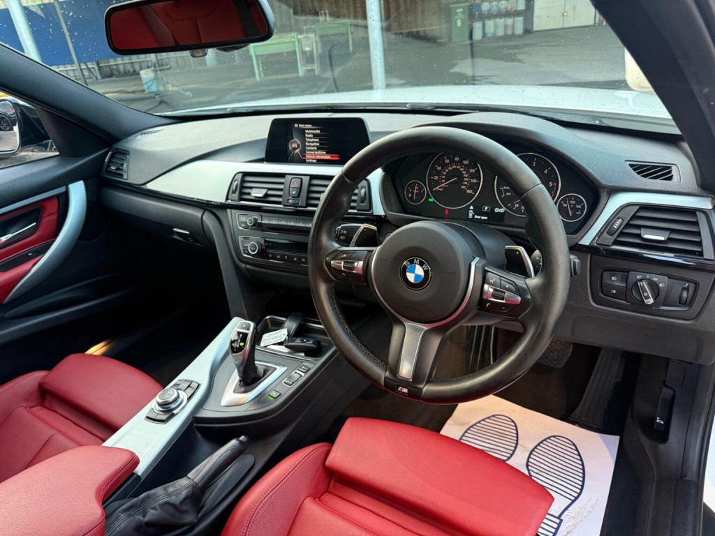 BMW 3 SERIES