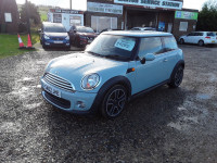 MINI HATCH