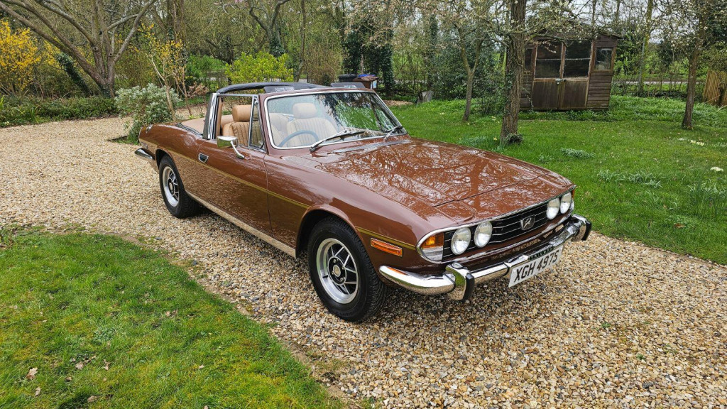 View TRIUMPH STAG 