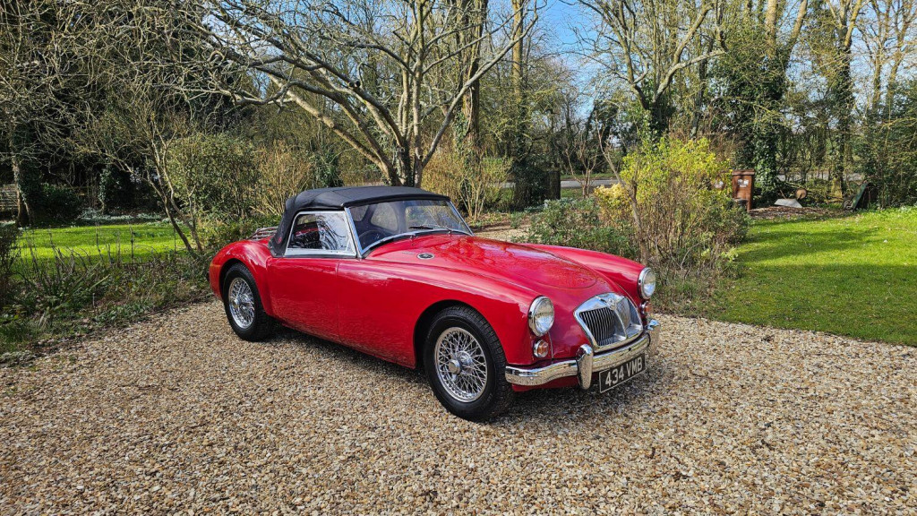 View MG MGA 1600 Mk 2 Roadster.