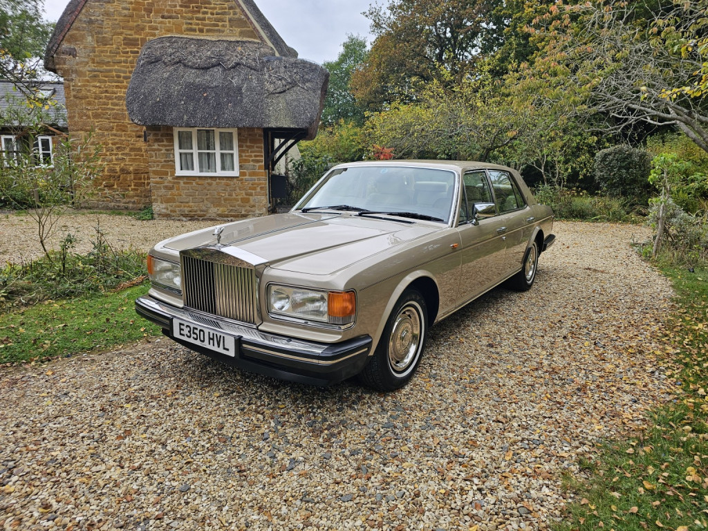 View ROLLS-ROYCE SILVER SPIRIT 6.8