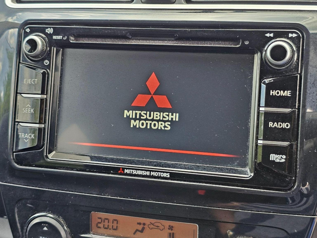 MITSUBISHI MIRAGE