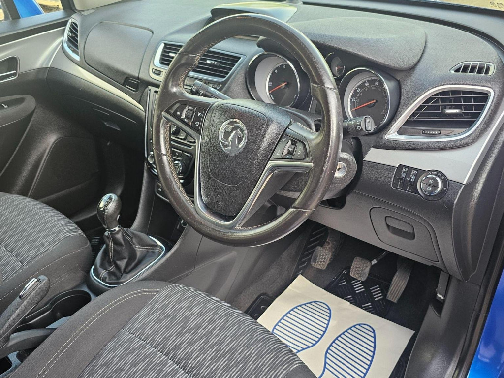 VAUXHALL MOKKA