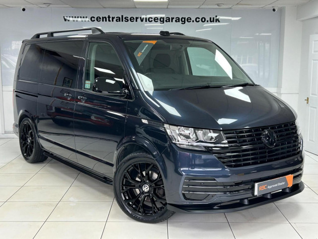 VOLKSWAGEN TRANSPORTER SHUTTLE