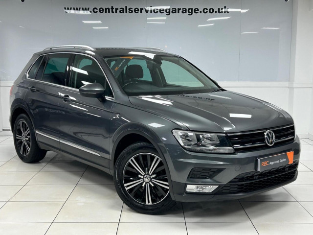 VOLKSWAGEN TIGUAN