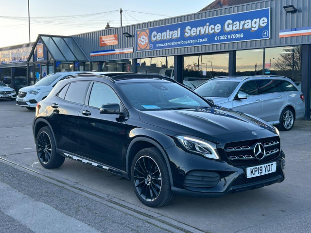 MERCEDES-BENZ GLA