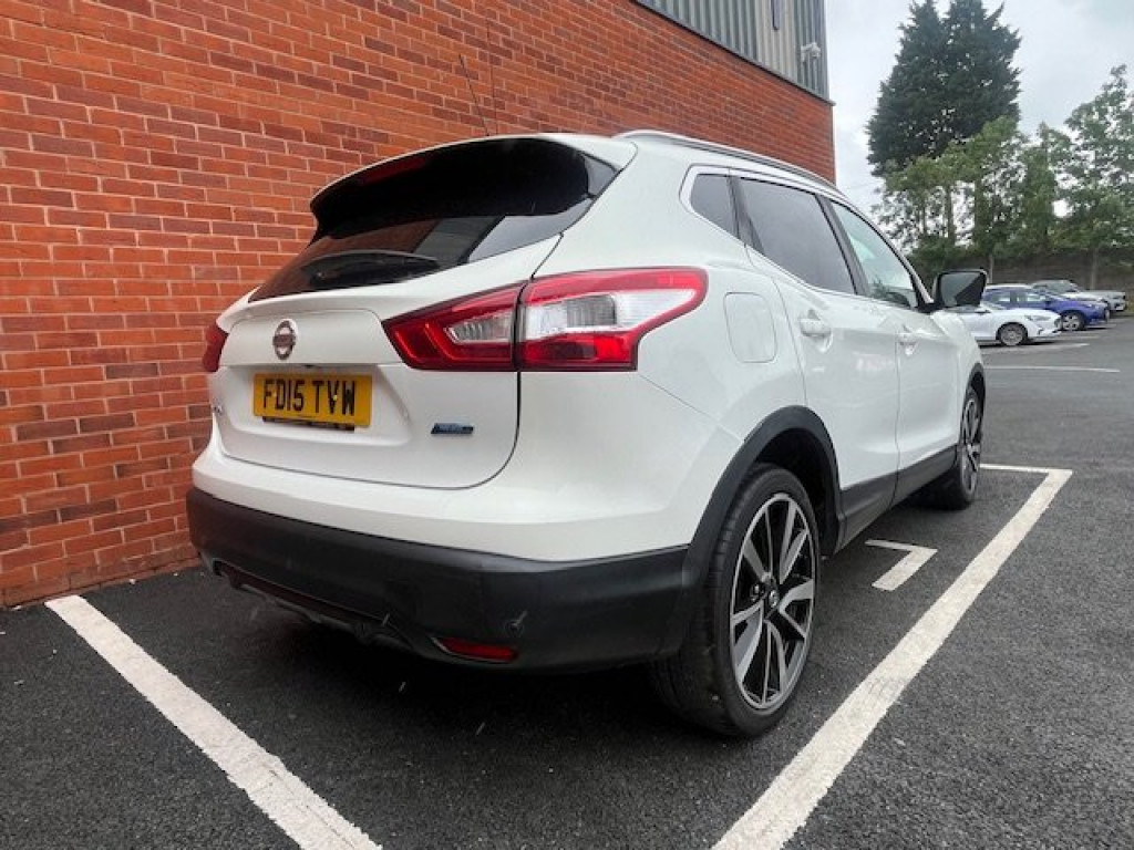 NISSAN QASHQAI