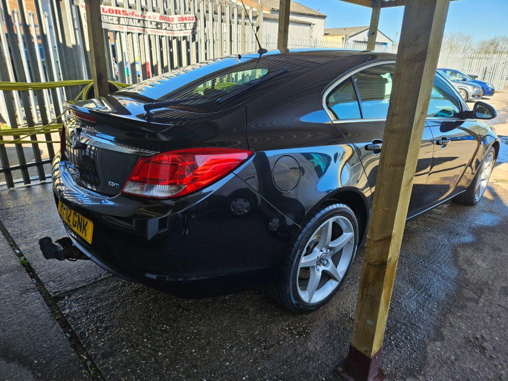 VAUXHALL INSIGNIA