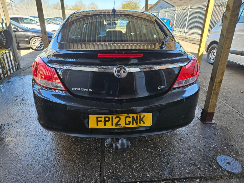 VAUXHALL INSIGNIA