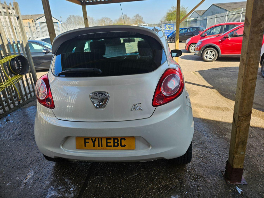FORD KA