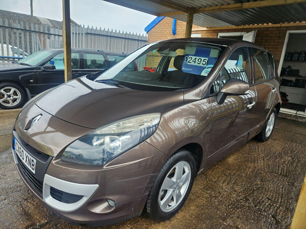 RENAULT SCENIC