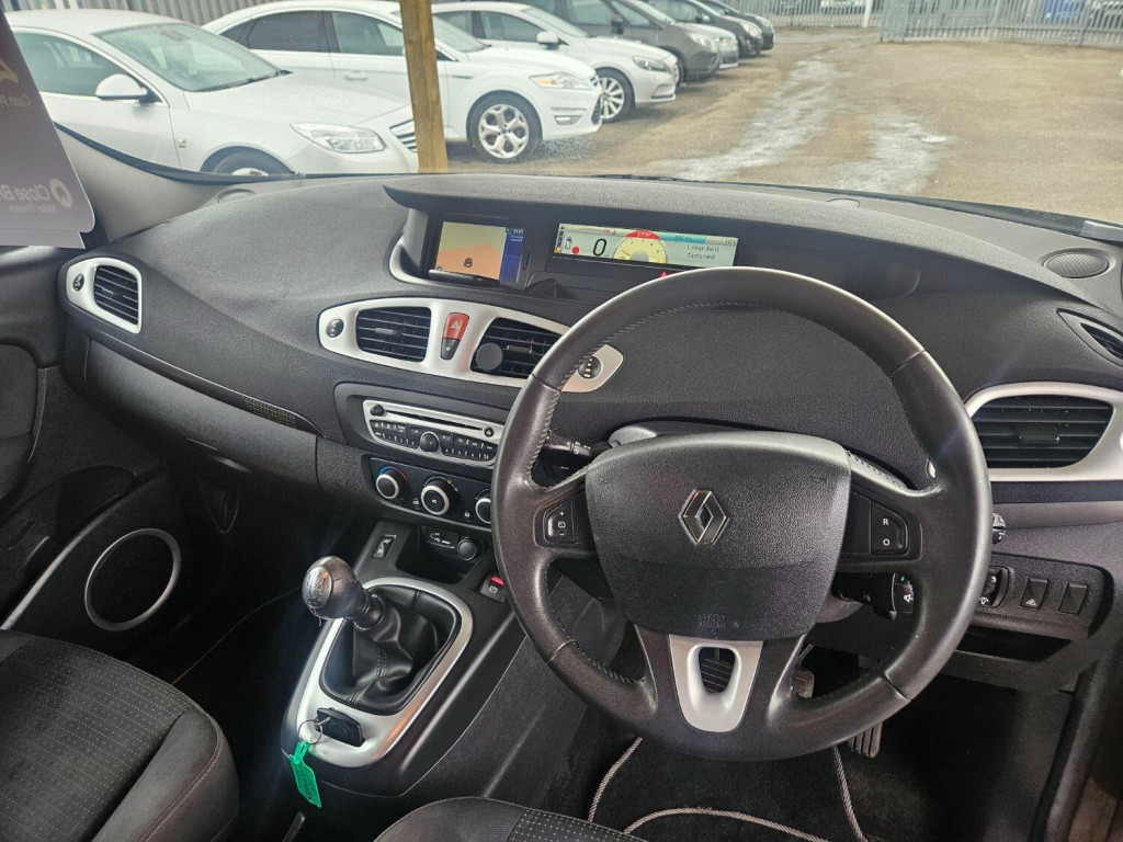 RENAULT SCENIC