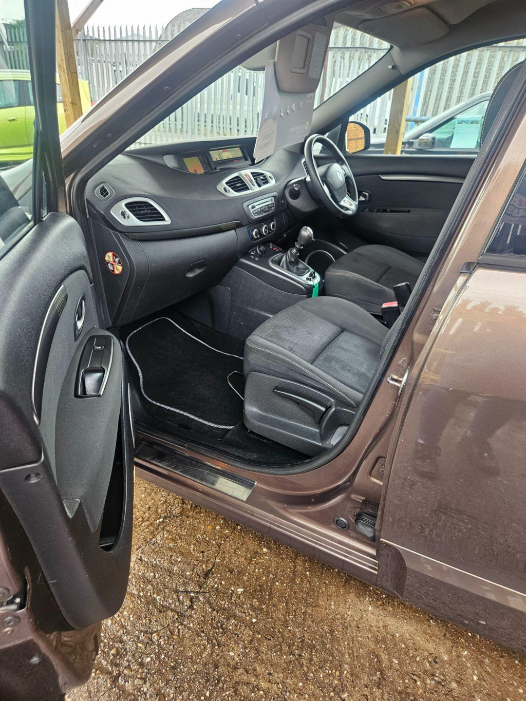 RENAULT SCENIC