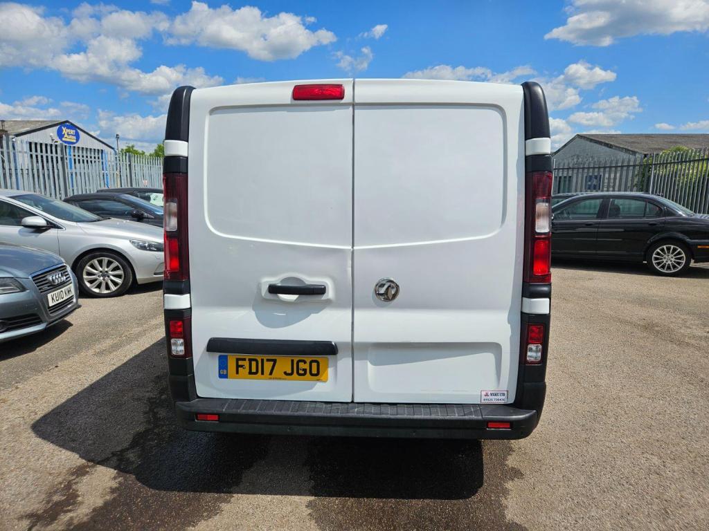 VAUXHALL VIVARO