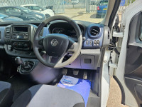 VAUXHALL VIVARO