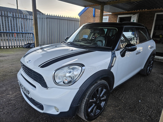 MINI COUNTRYMAN