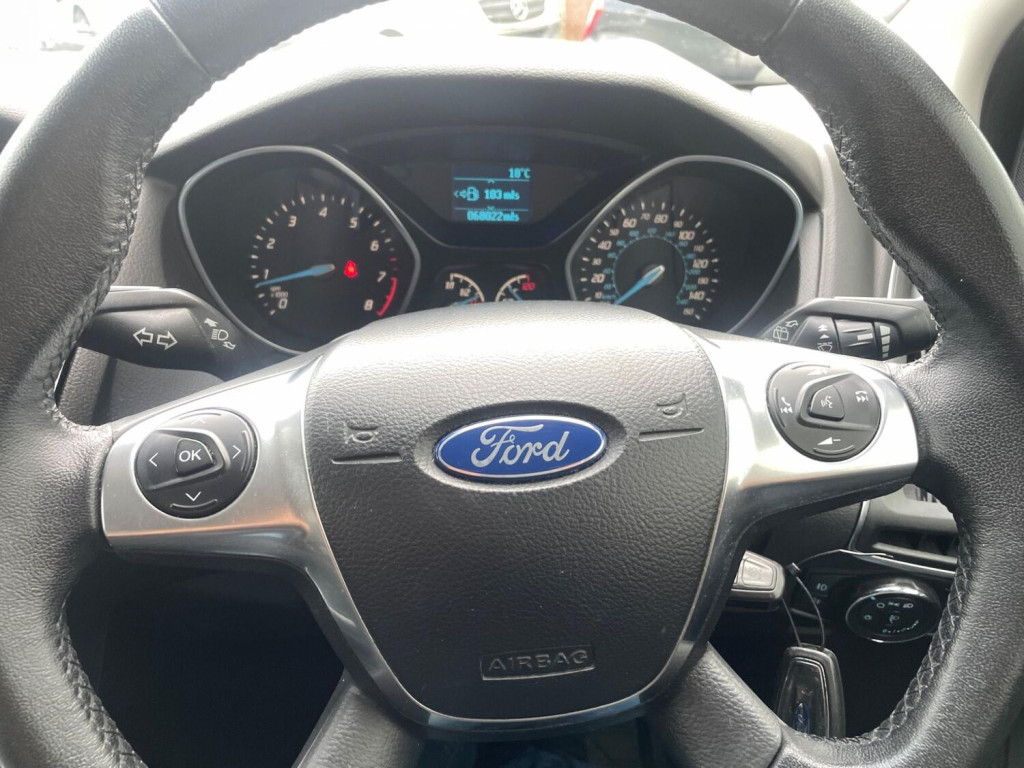 FORD FOCUS