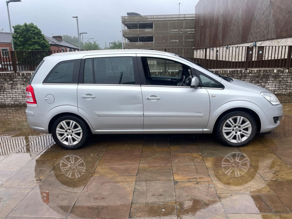 View VAUXHALL ZAFIRA 1.7 CDTi ecoFLEX Elite Euro 5 5dr