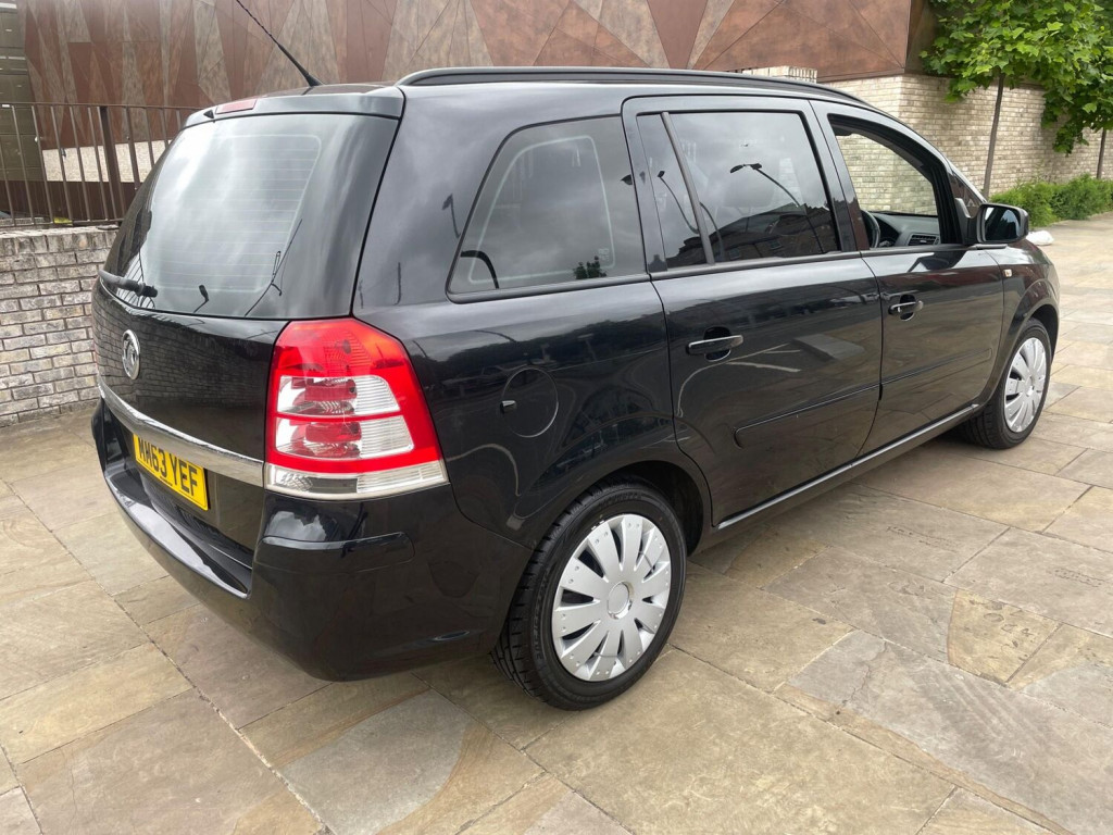 View VAUXHALL ZAFIRA 1.8 16V Exclusiv Euro 5 5dr