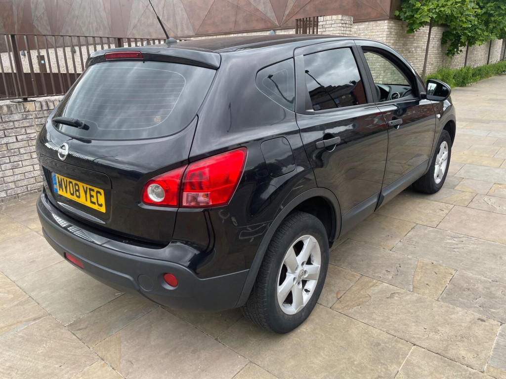 View NISSAN QASHQAI 1.6 Visia 2WD 5dr