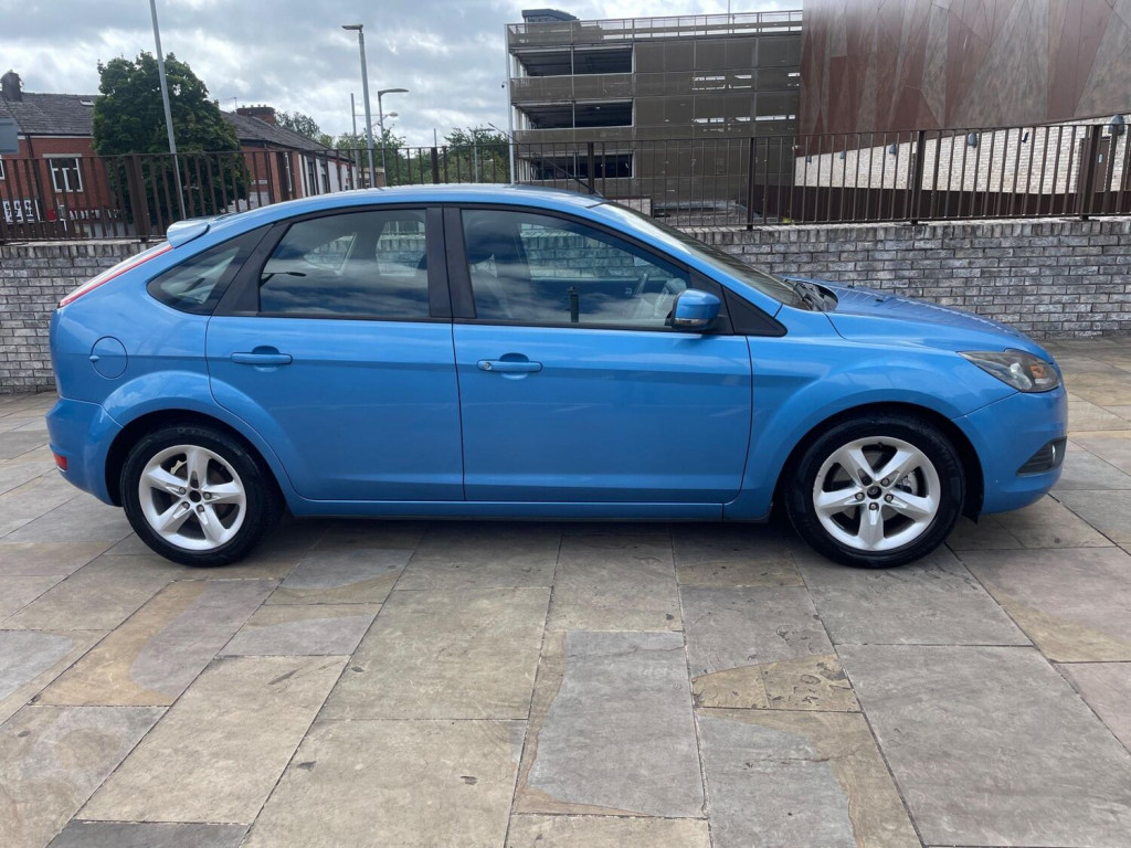 View FORD FOCUS 1.6 Zetec 5dr