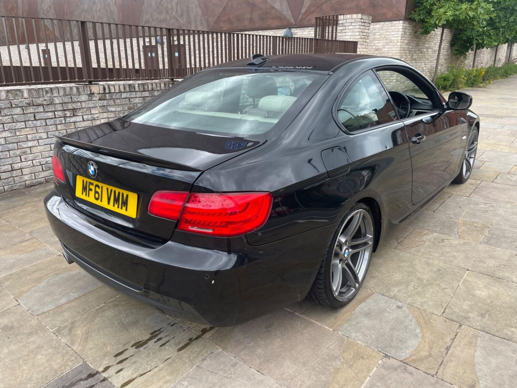 View BMW 3 SERIES 2.0 320d M Sport Euro 5 (s/s) 2dr